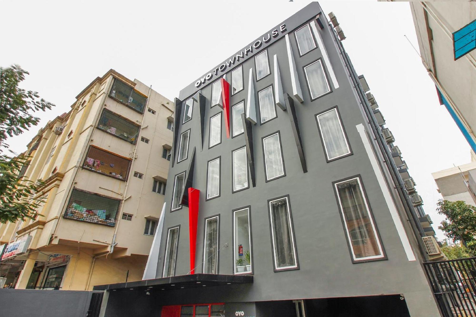 Townhouse White Ridge Shivam Road Hotel Lālāguda Екстериор снимка