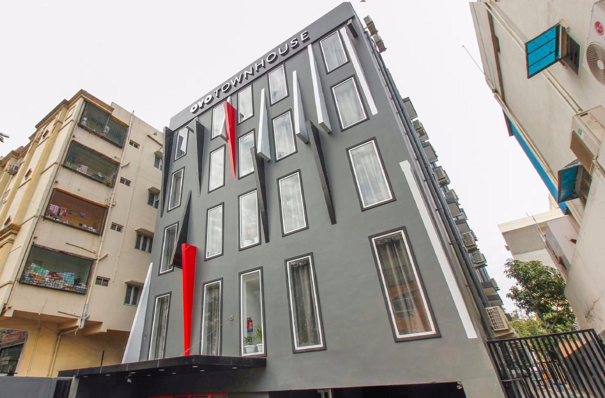 Townhouse White Ridge Shivam Road Hotel Lālāguda Екстериор снимка