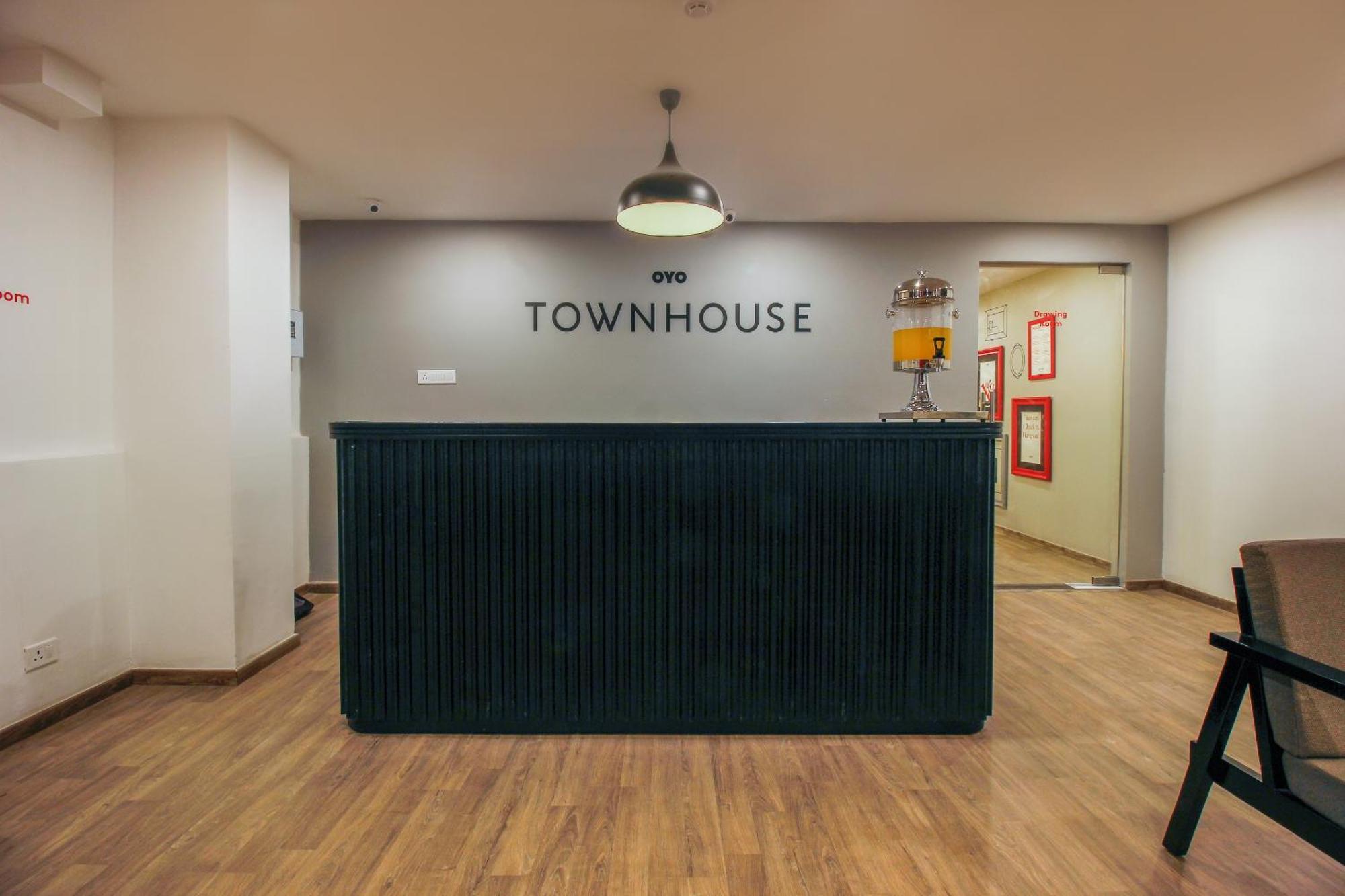 Townhouse White Ridge Shivam Road Hotel Lālāguda Екстериор снимка