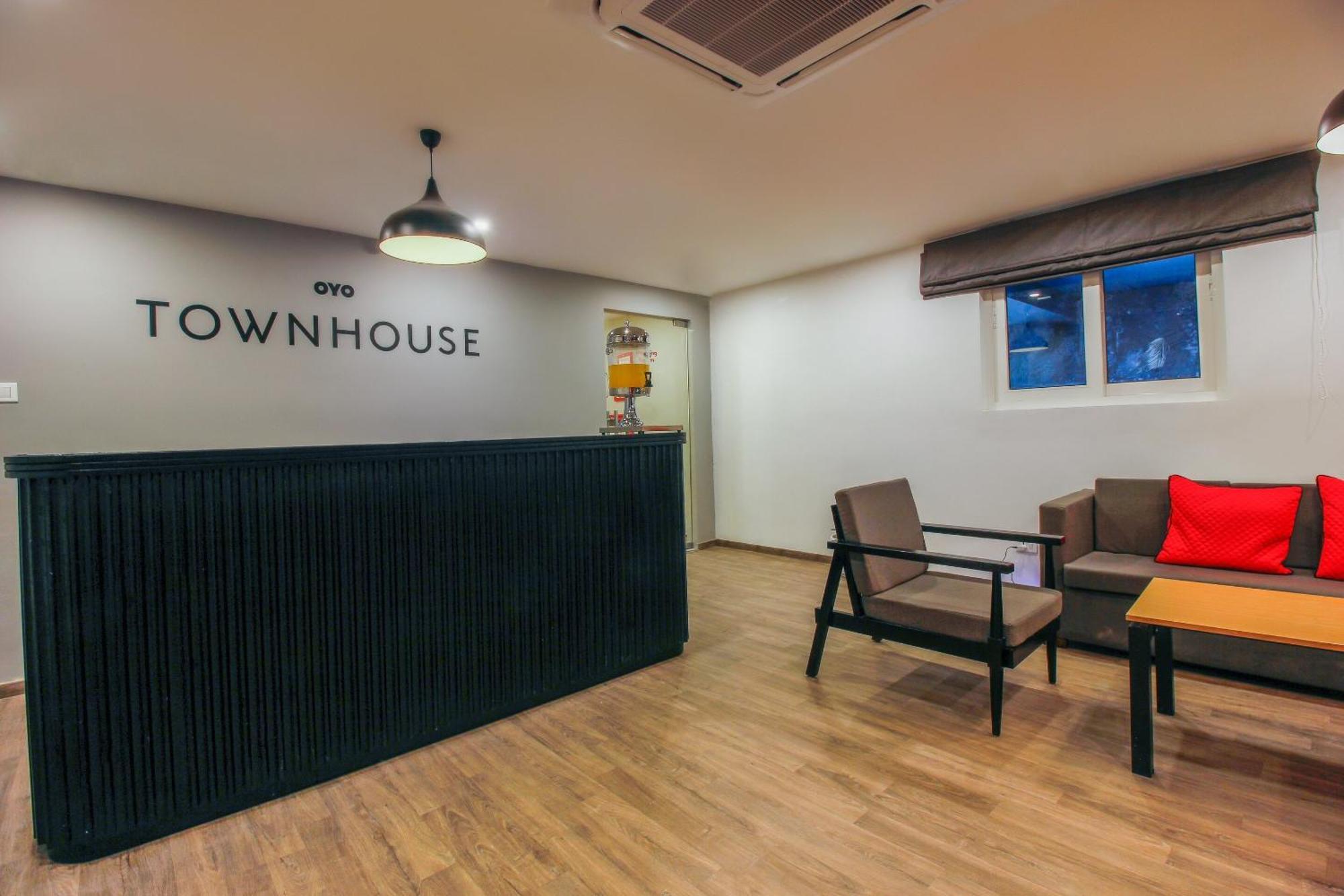 Townhouse White Ridge Shivam Road Hotel Lālāguda Екстериор снимка